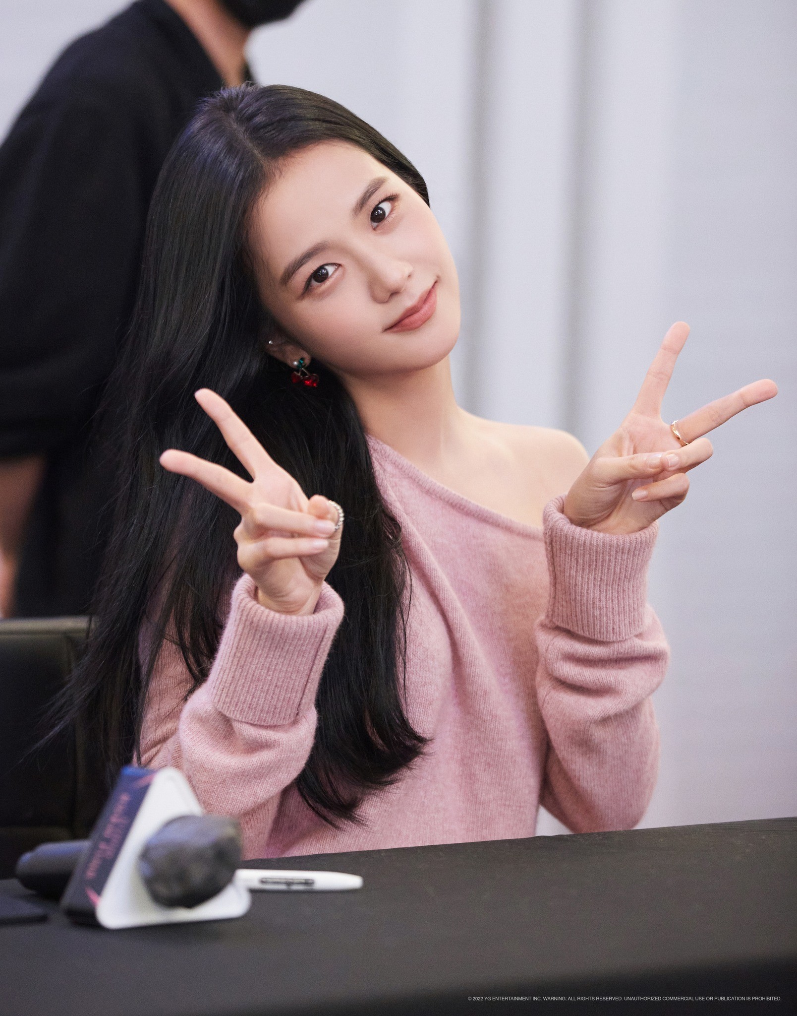 blackpink-tan-ra-5-1687235473.jpg