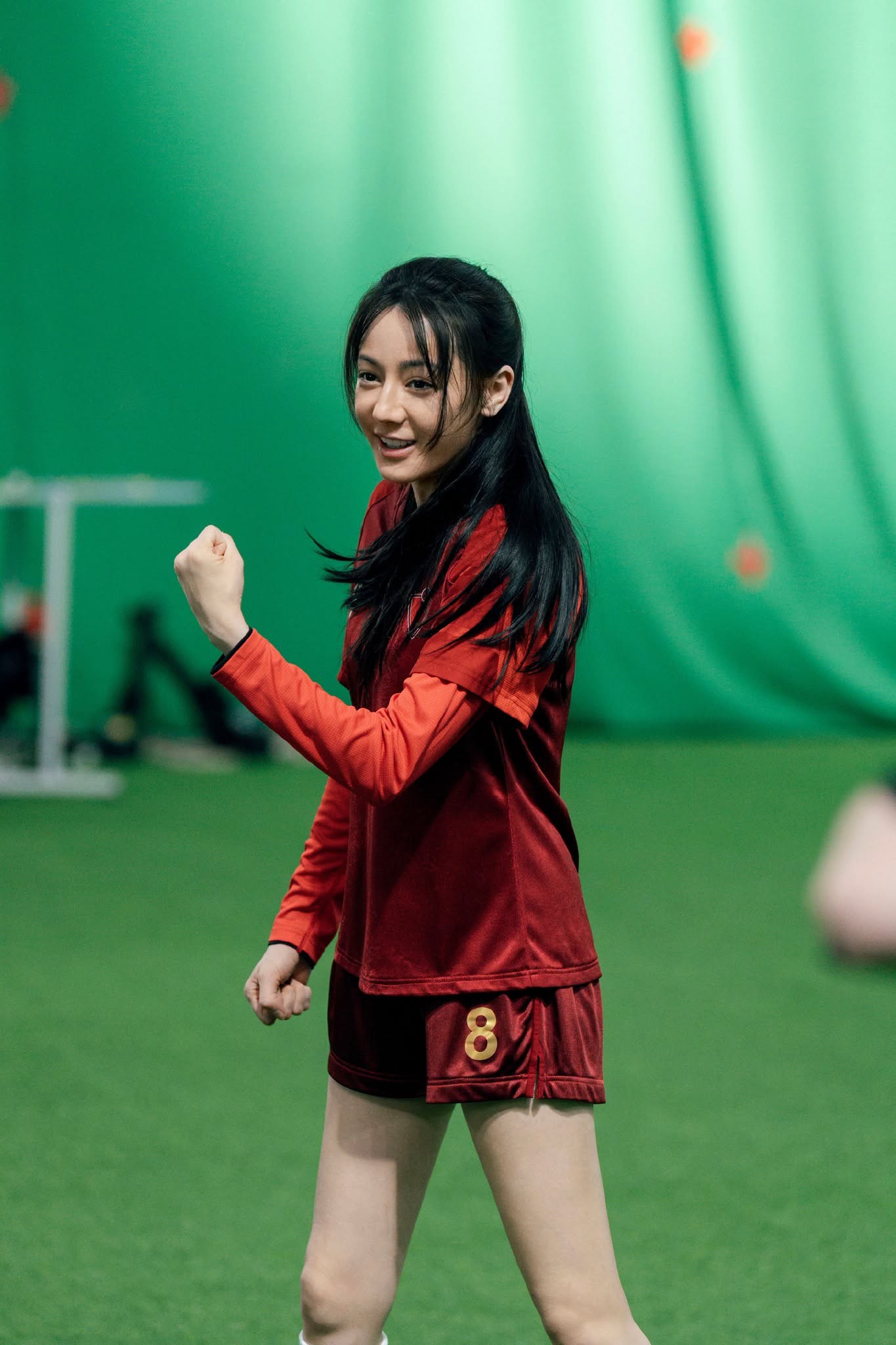 kung-fu-bong-da-nu-5-1784169011.jpg