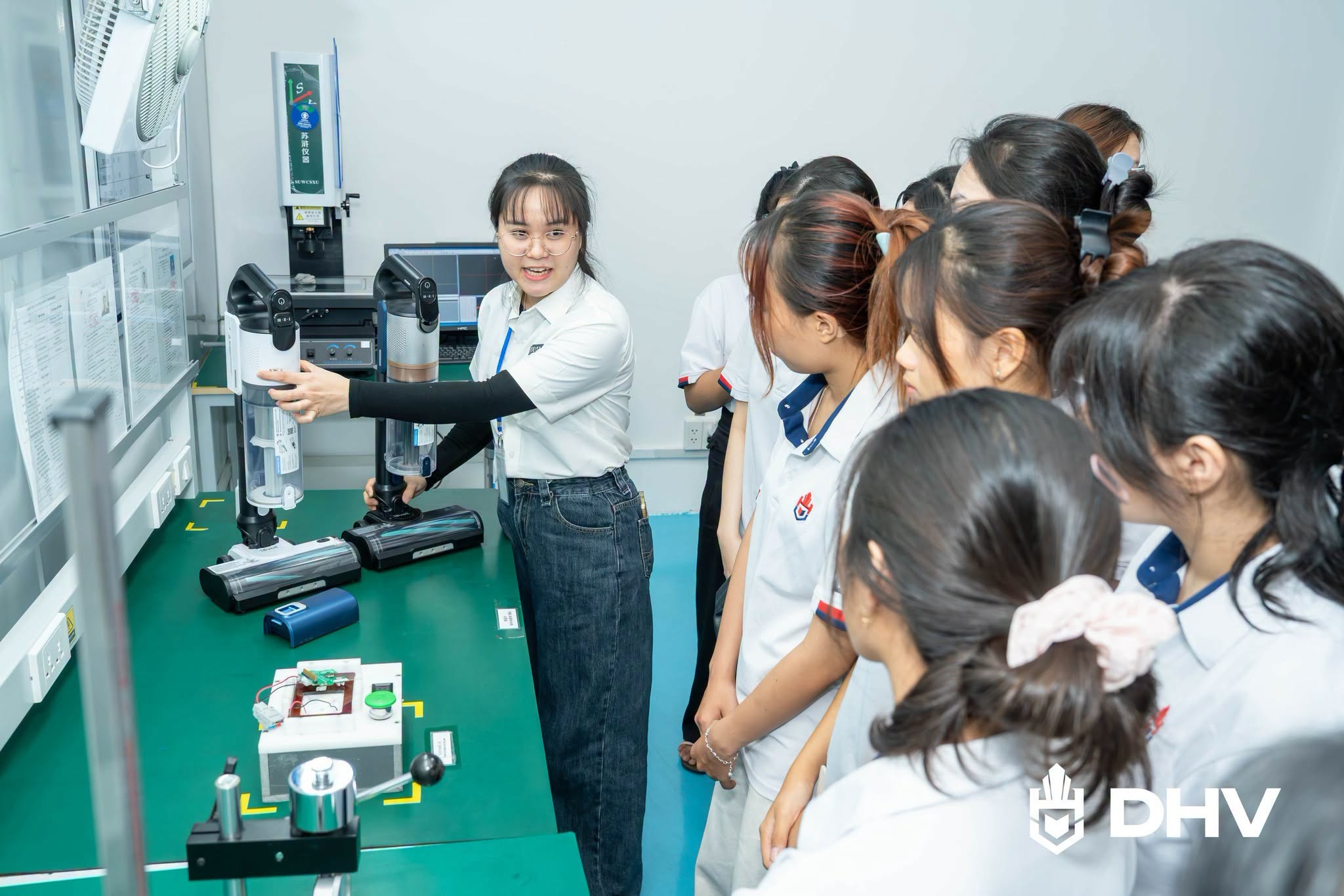 lop-hoc-dinh-huong-ung-dung-tai-dhv-1786365231.jpeg