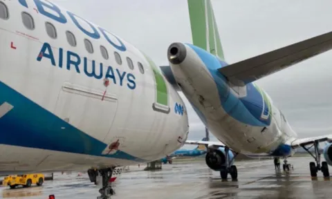 Nhân viên không quan sát, hai máy bay Bamboo Airways va chạm ở sân bay Nội Bài