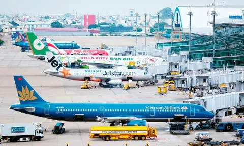 Cục Hàng không Việt Nam mở cửa trở lại 9/10 sân bay sau bão Noru